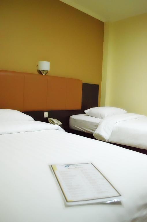 Royal Mamberamo Hotel Sorong Rom bilde